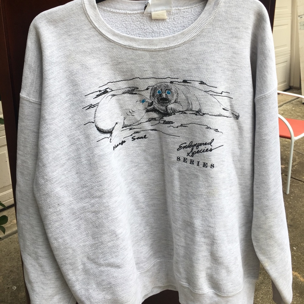 Unbranded Light Gray Seal Graphic Sweatshirt - Women